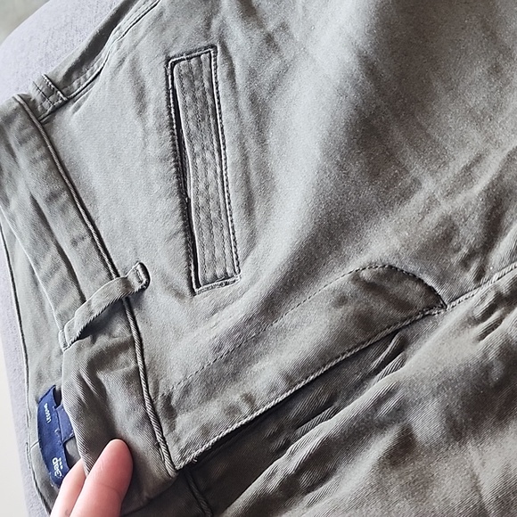 Women's Gap camo/moss green business casual legging. - Picture 6 of 14